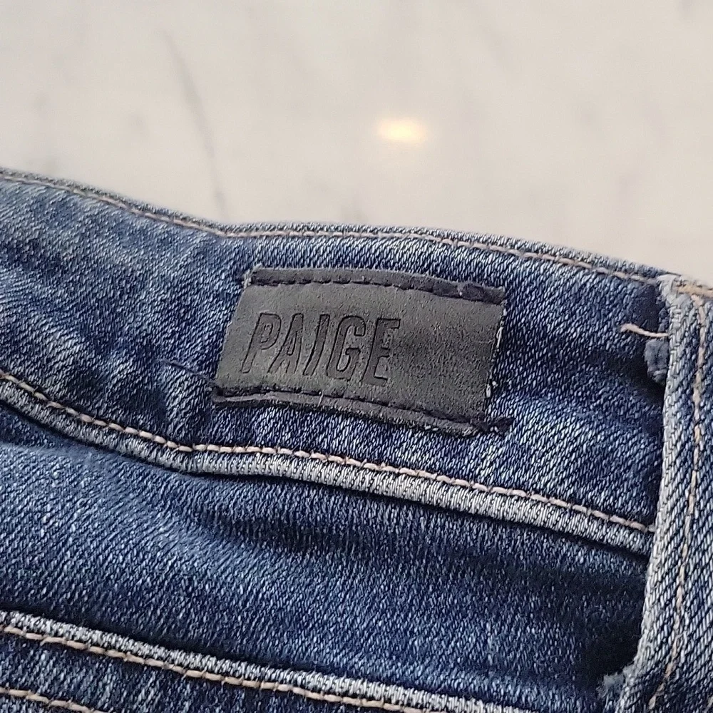 PAIGE Women's Flora Straight Jeans - Picture 7 of 8